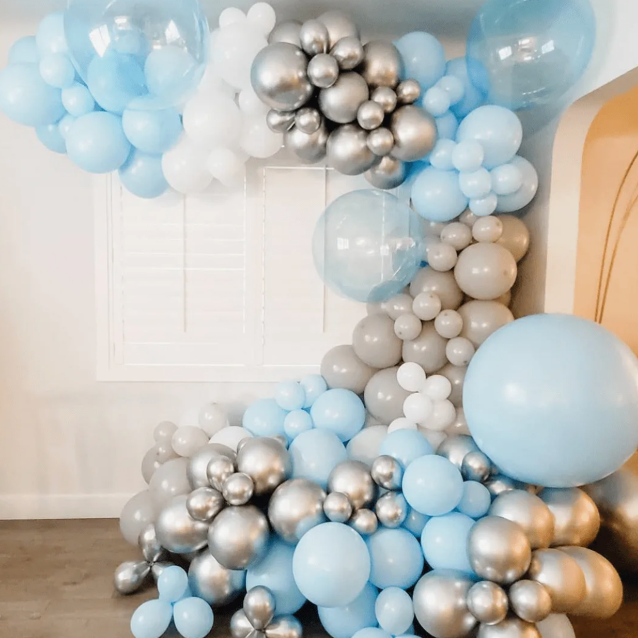 Dekoracija od balona balloons decorations. Шары с гелием, фотозоны Нови Сад Белград. Balone i dekoracije od balona Novi Sad Beograd