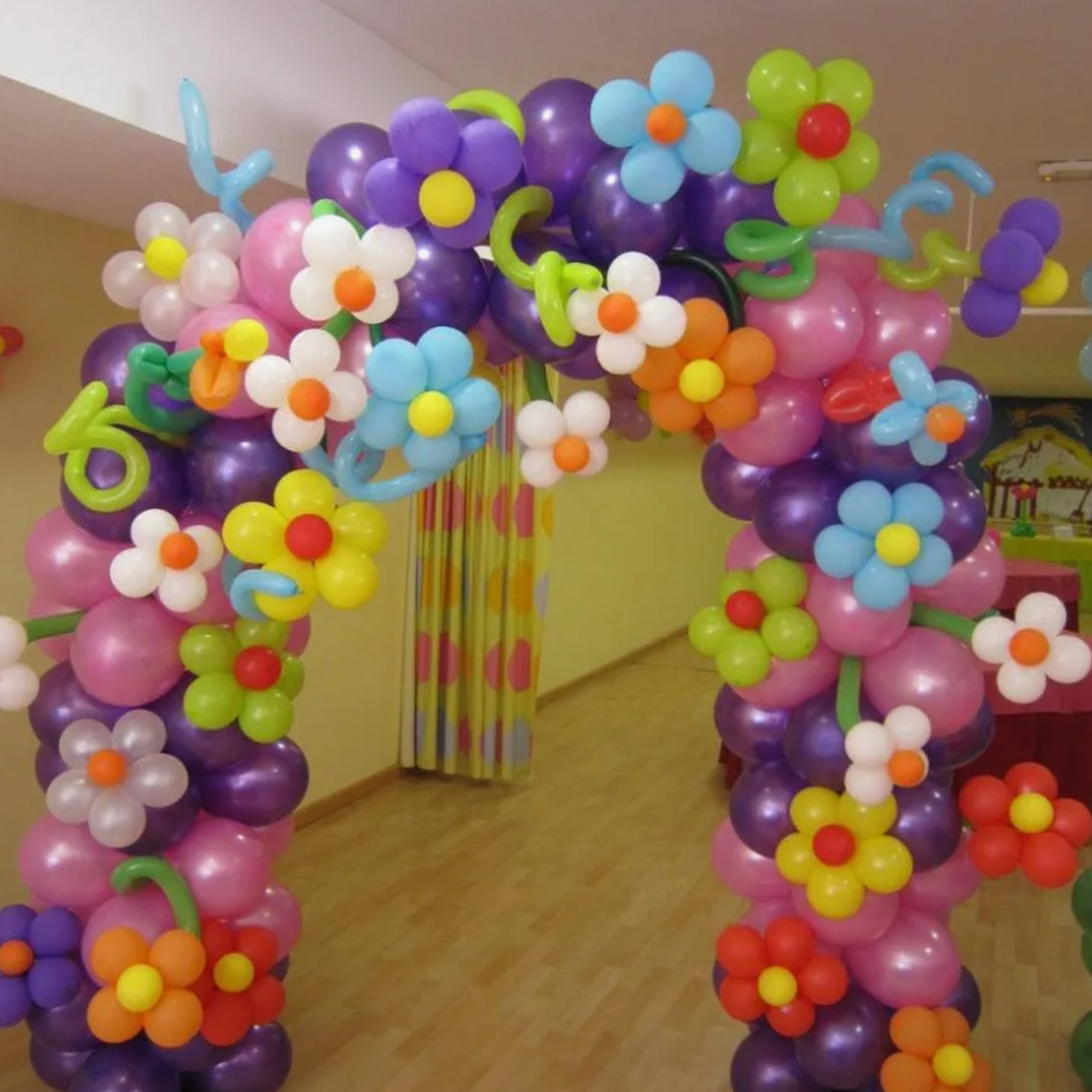 Dekoracija od balona balloons decorations. Шары с гелием, фотозоны Нови Сад Белград. Balone i dekoracije od balona Novi Sad Beograd