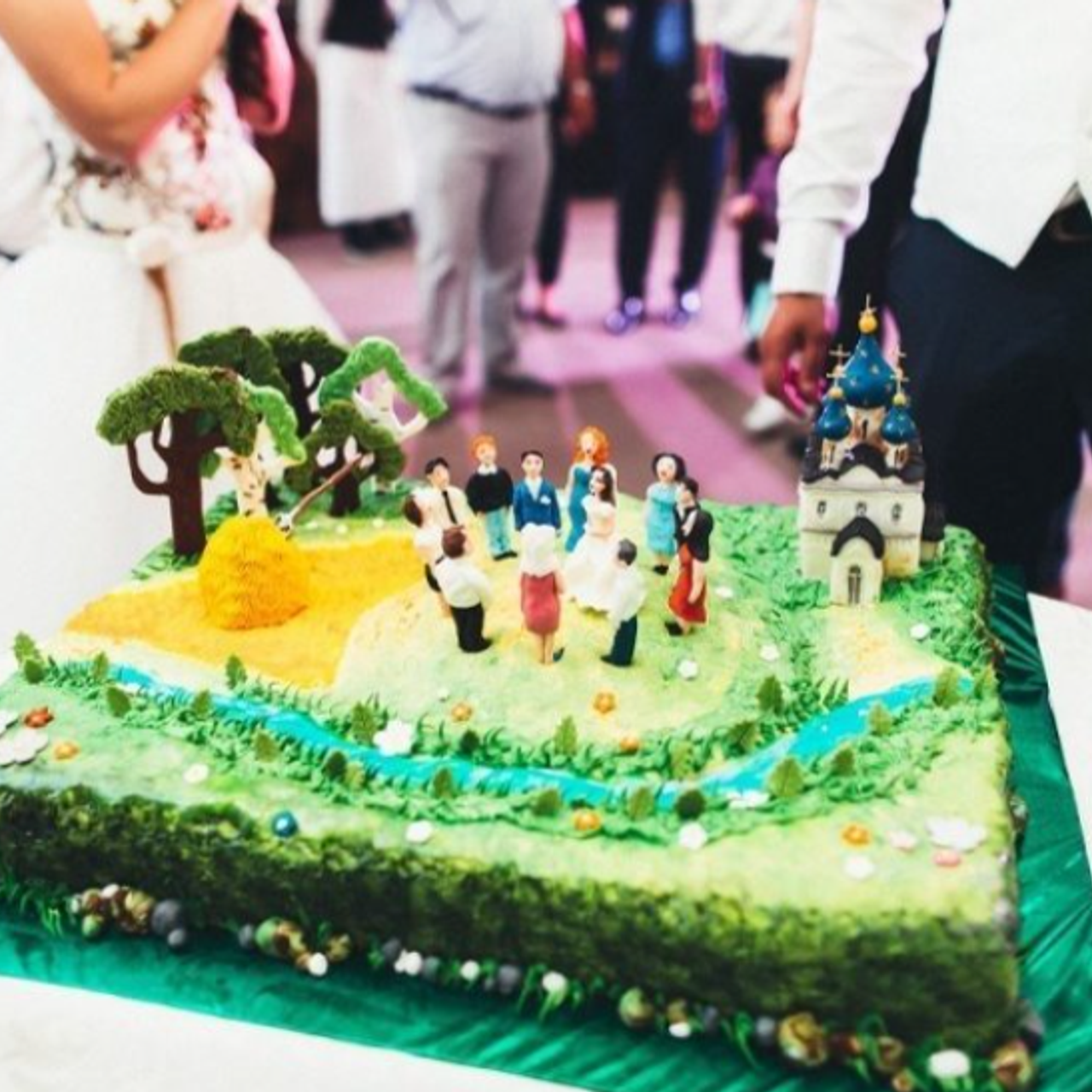 Подаем свадебный торт: 9 идей. Свадебный фотограф Евгения Фролова г. Каменск-Шахтинский, Донецк, Ростов