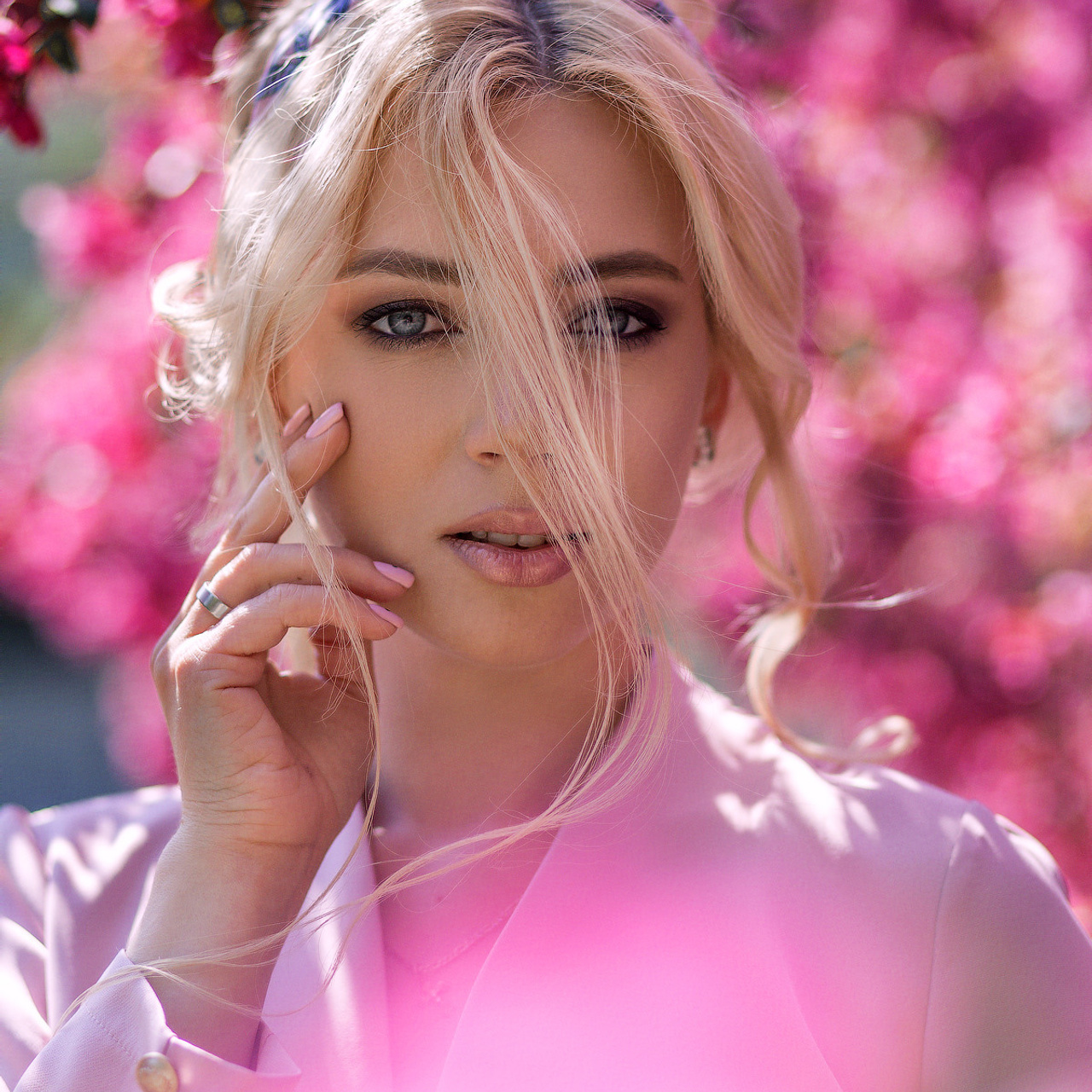 Женский портрет разное