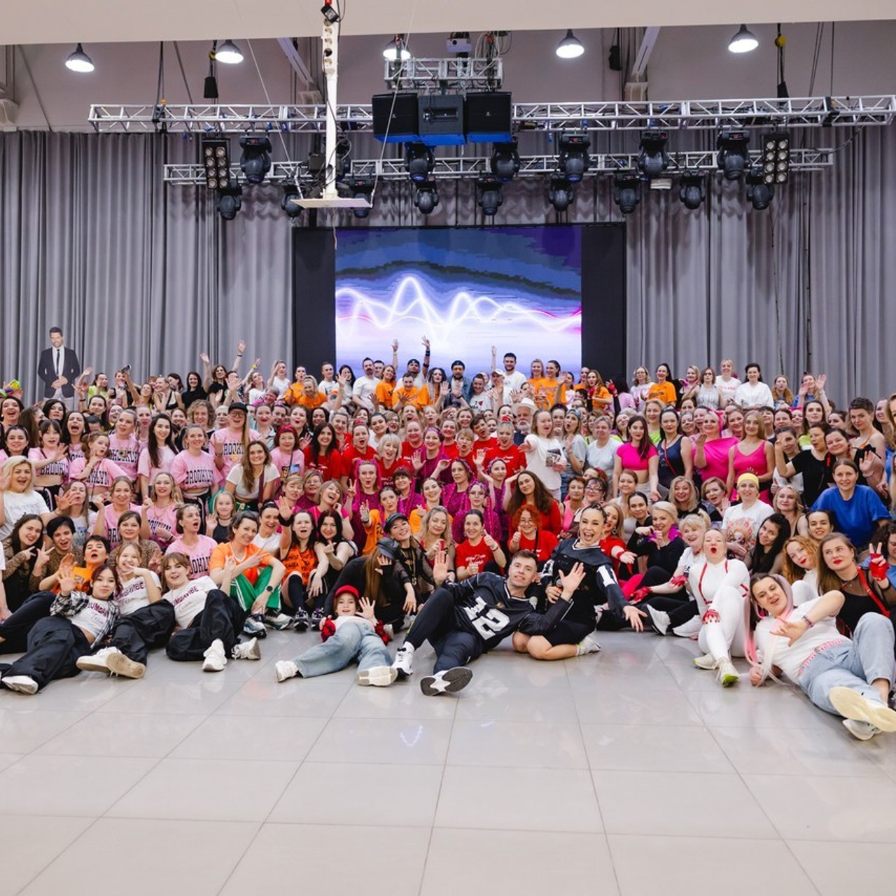 Отзывы. Сайт с красивыми фотографиями и людьми