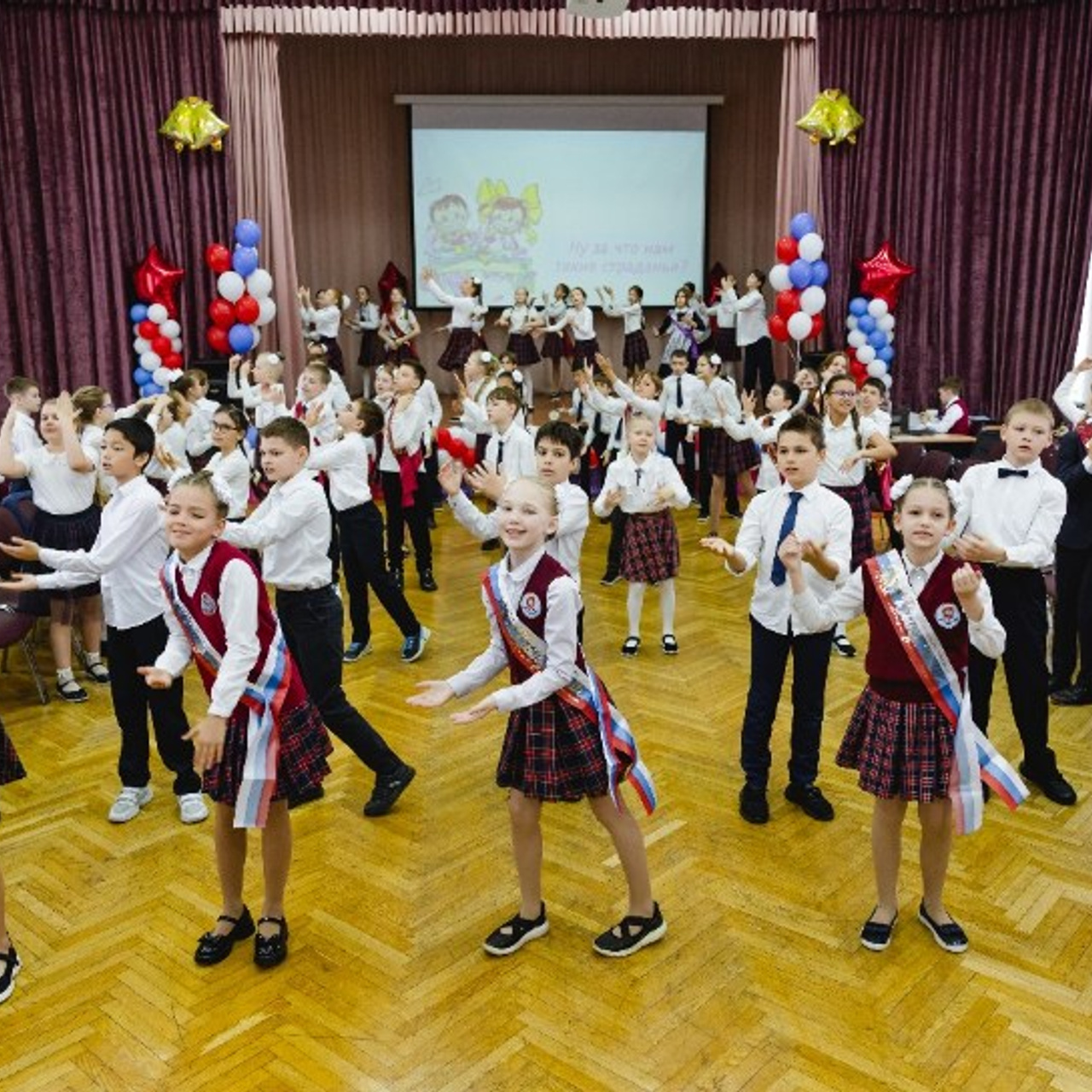 Отзывы. Сайт с красивыми фотографиями и людьми