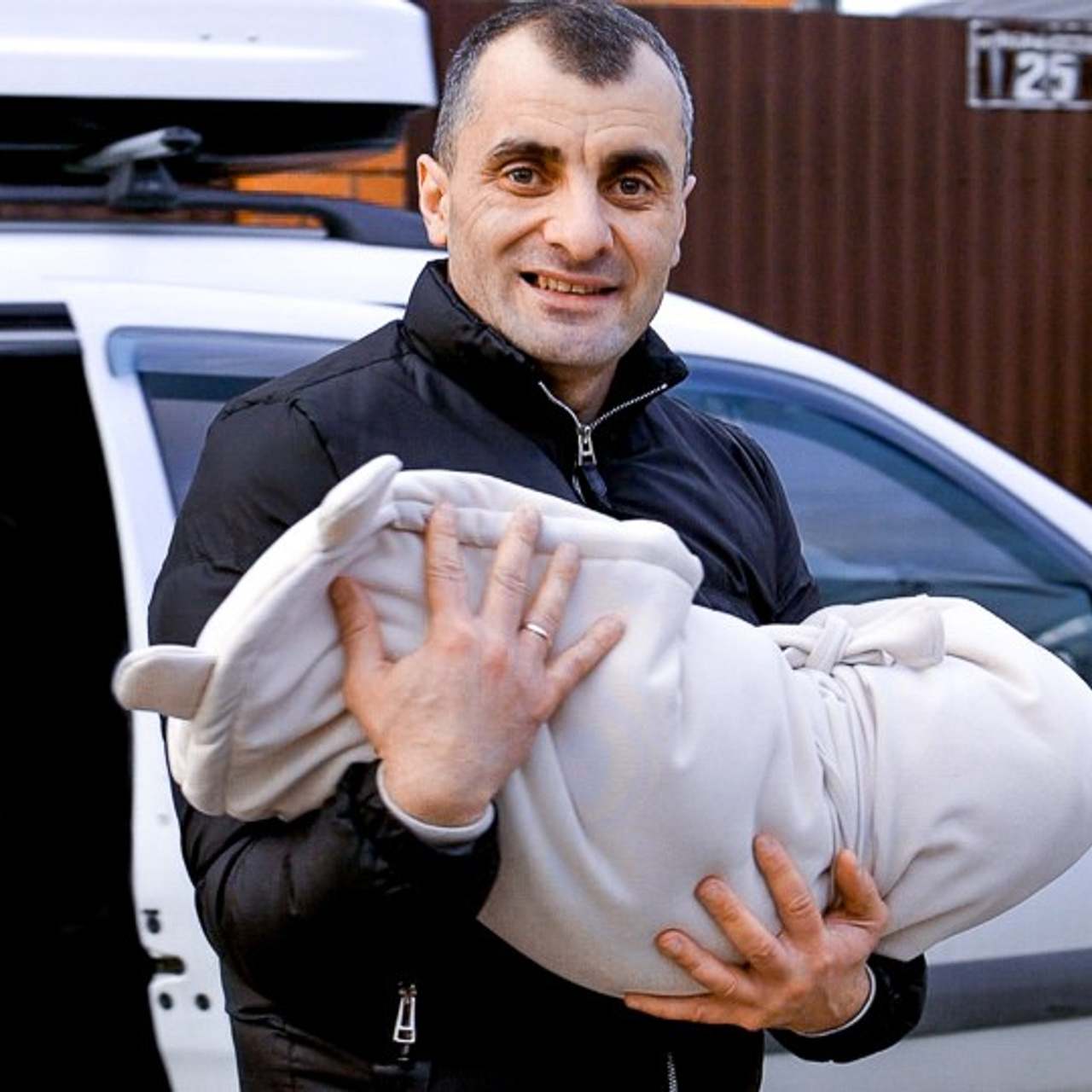 Выписка из роддома. Давид | Видео