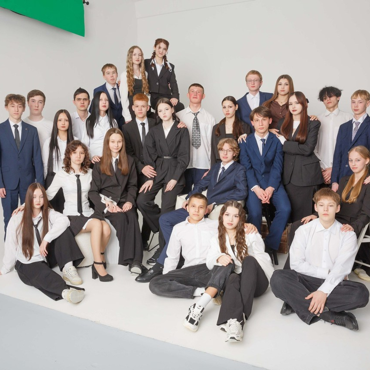 Выпускной альбом Ульяновск. SchoolBook — Выпускные альбомы| Школьный фотограф в Ульяновске