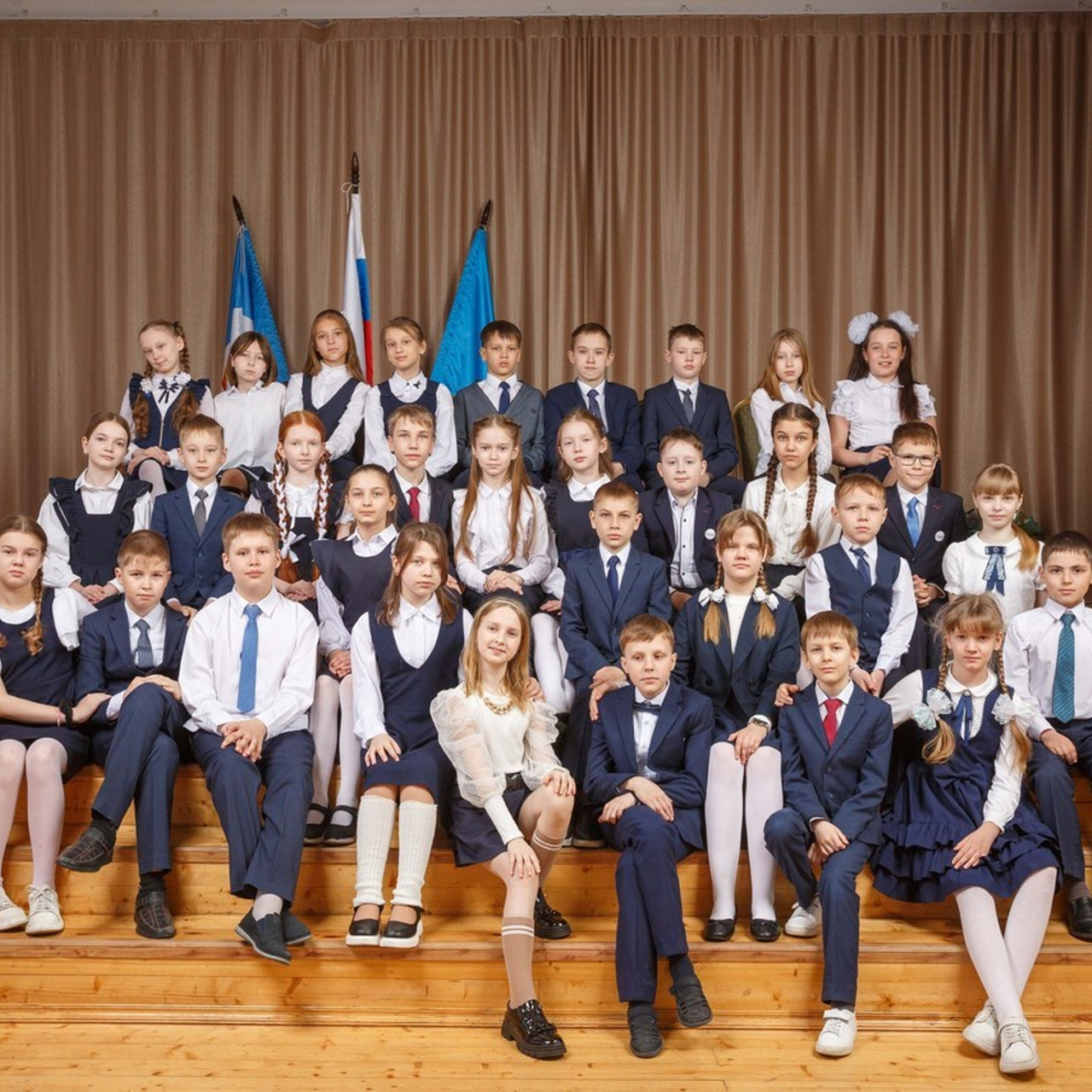 Выпускной альбом Ульяновск. SchoolBook — Выпускные альбомы| Школьный фотограф в Ульяновске