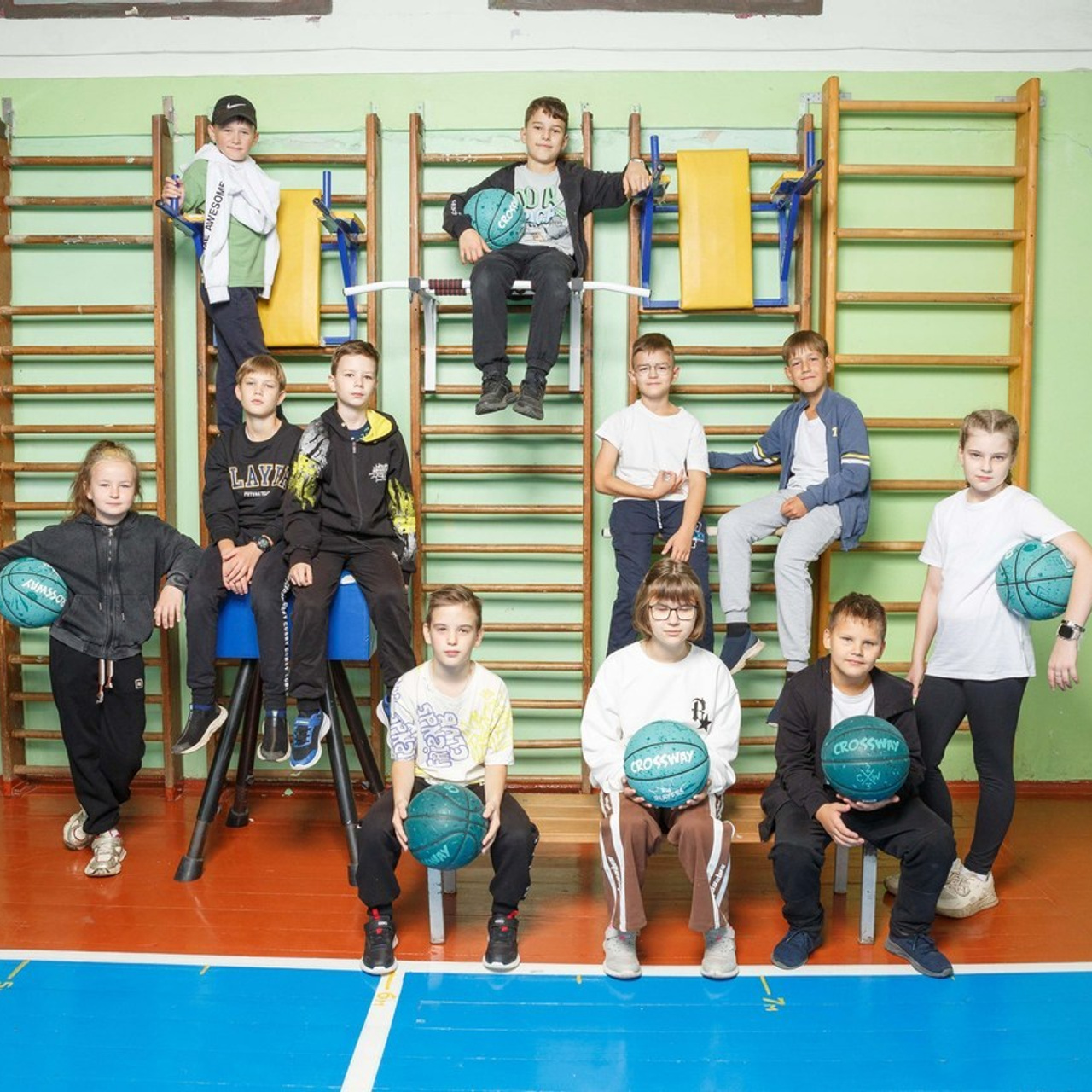 Выпускной альбом Ульяновск. SchoolBook — Выпускные альбомы| Школьный фотограф в Ульяновске