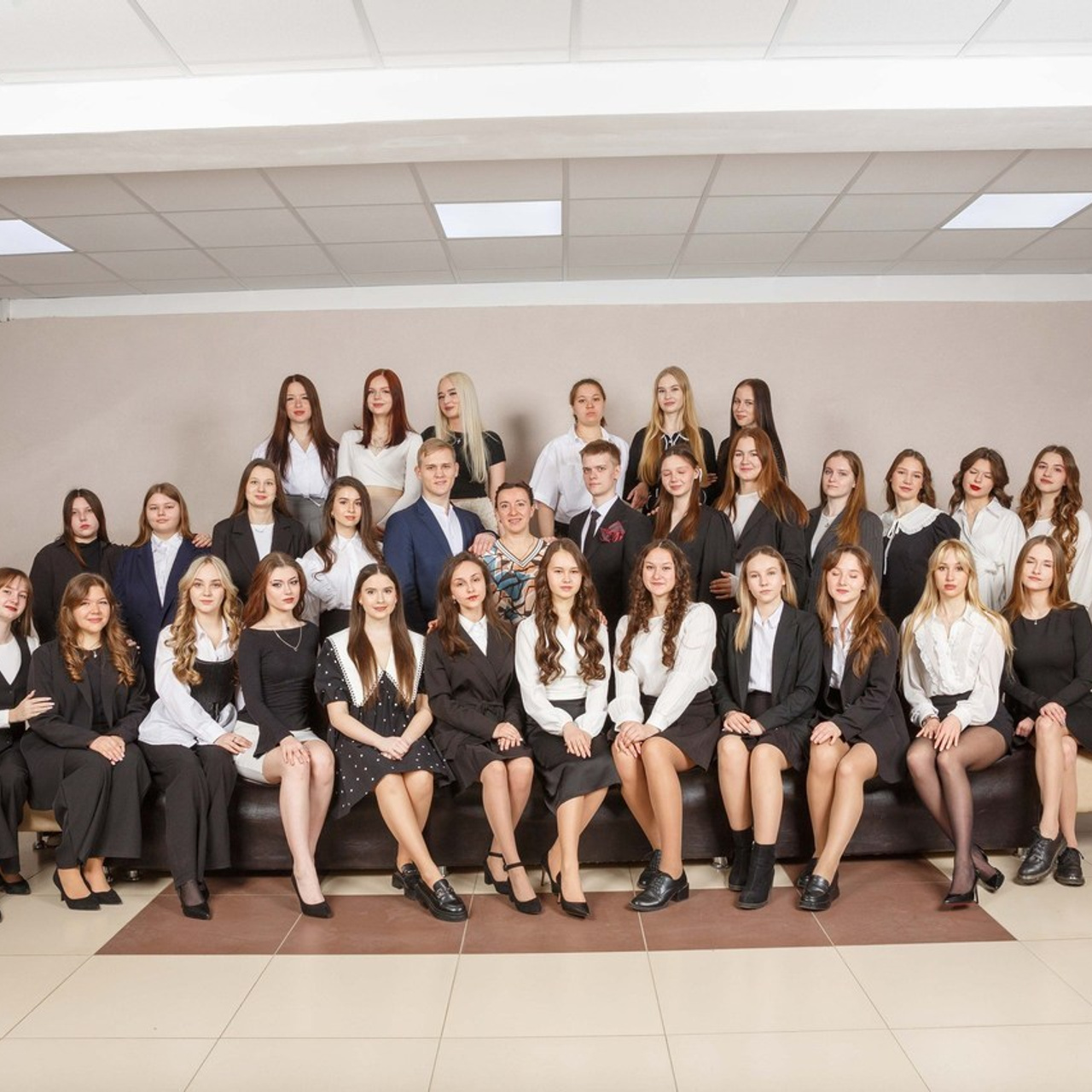 Выпускной альбом Ульяновск. SchoolBook — Выпускные альбомы| Школьный фотограф в Ульяновске