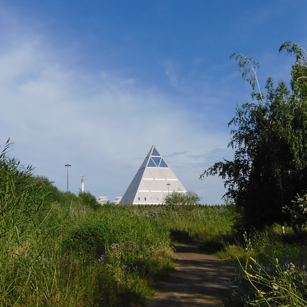 Fujifilm X-Half: Полный обзор самой странной камеры для соцсетей. Стоит ли покупать?