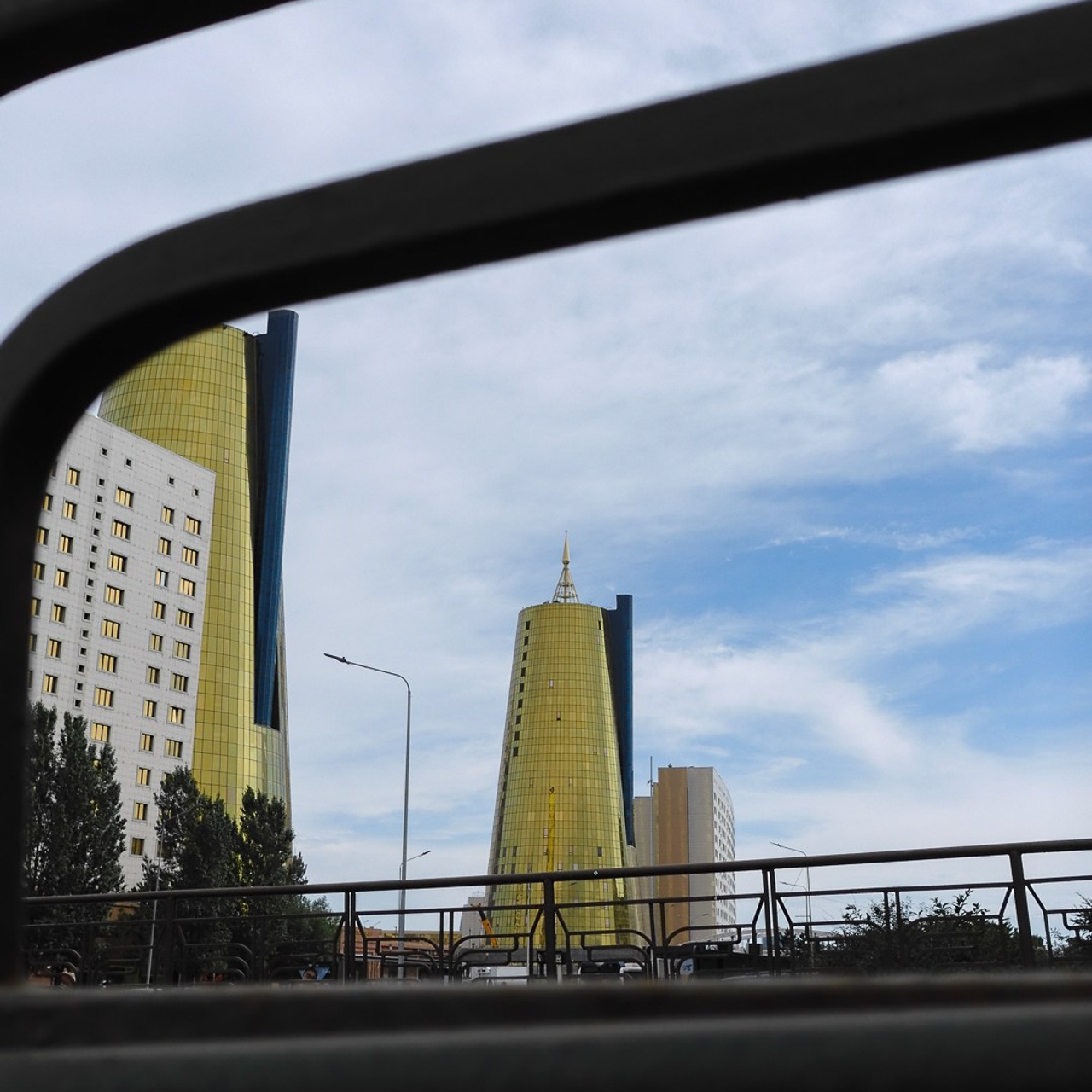 Fujifilm X-Half: Полный обзор самой странной камеры для соцсетей. Стоит ли покупать?