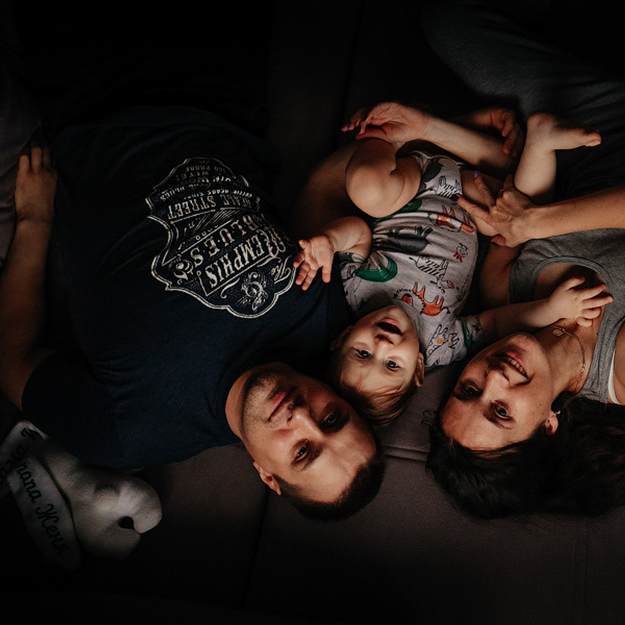 Домашняя фотосессия Жени, Иры и Арсения