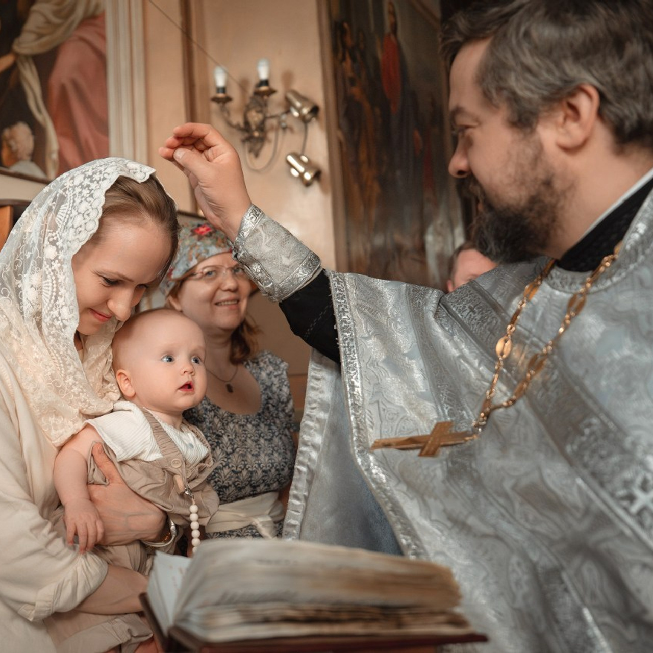Отзывы. Фото- и видеосъёмка крещения и венчания. Фотограф на крещение Москва