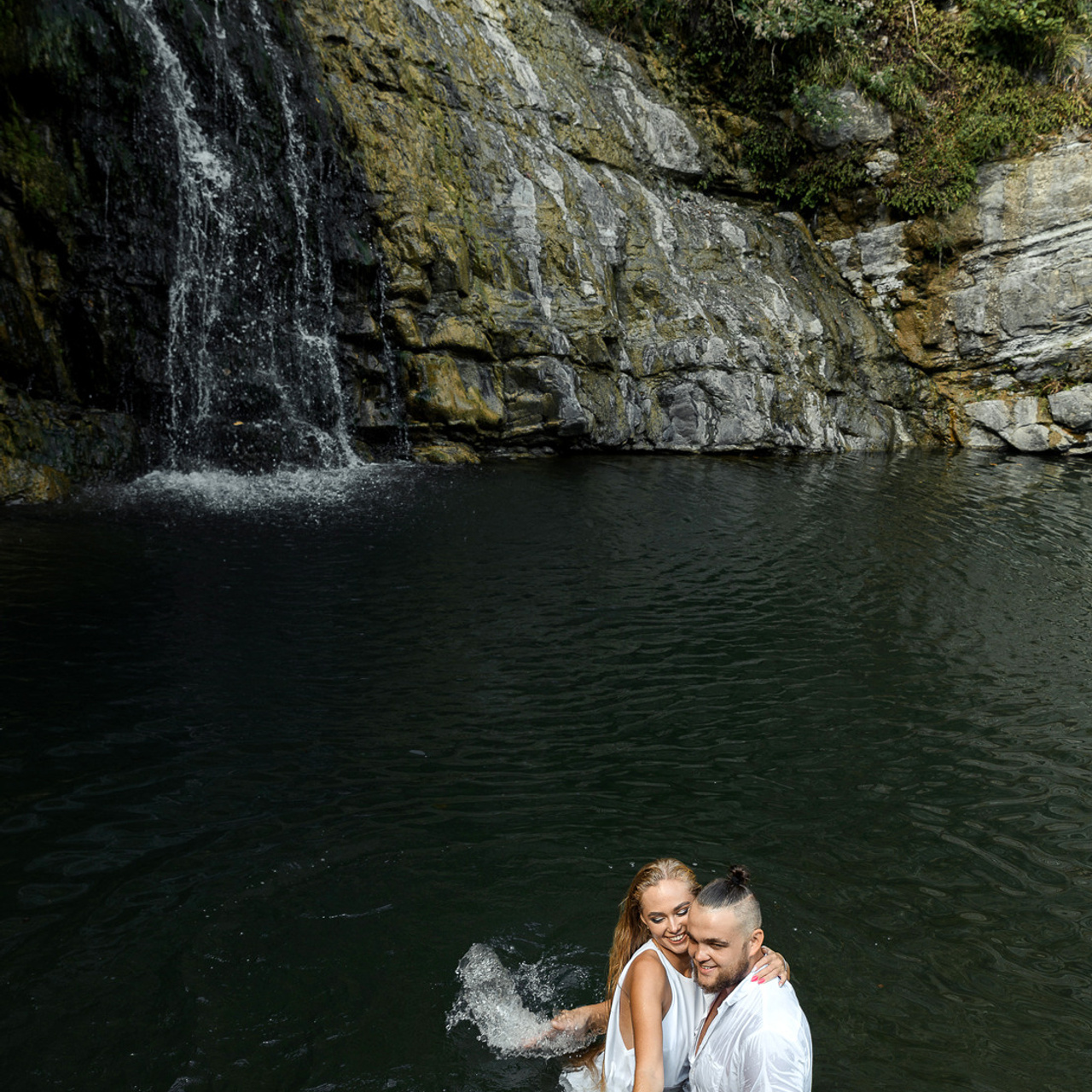 Водопад чувств. Свадебный фотограф Ростов-на-Дону Сочи