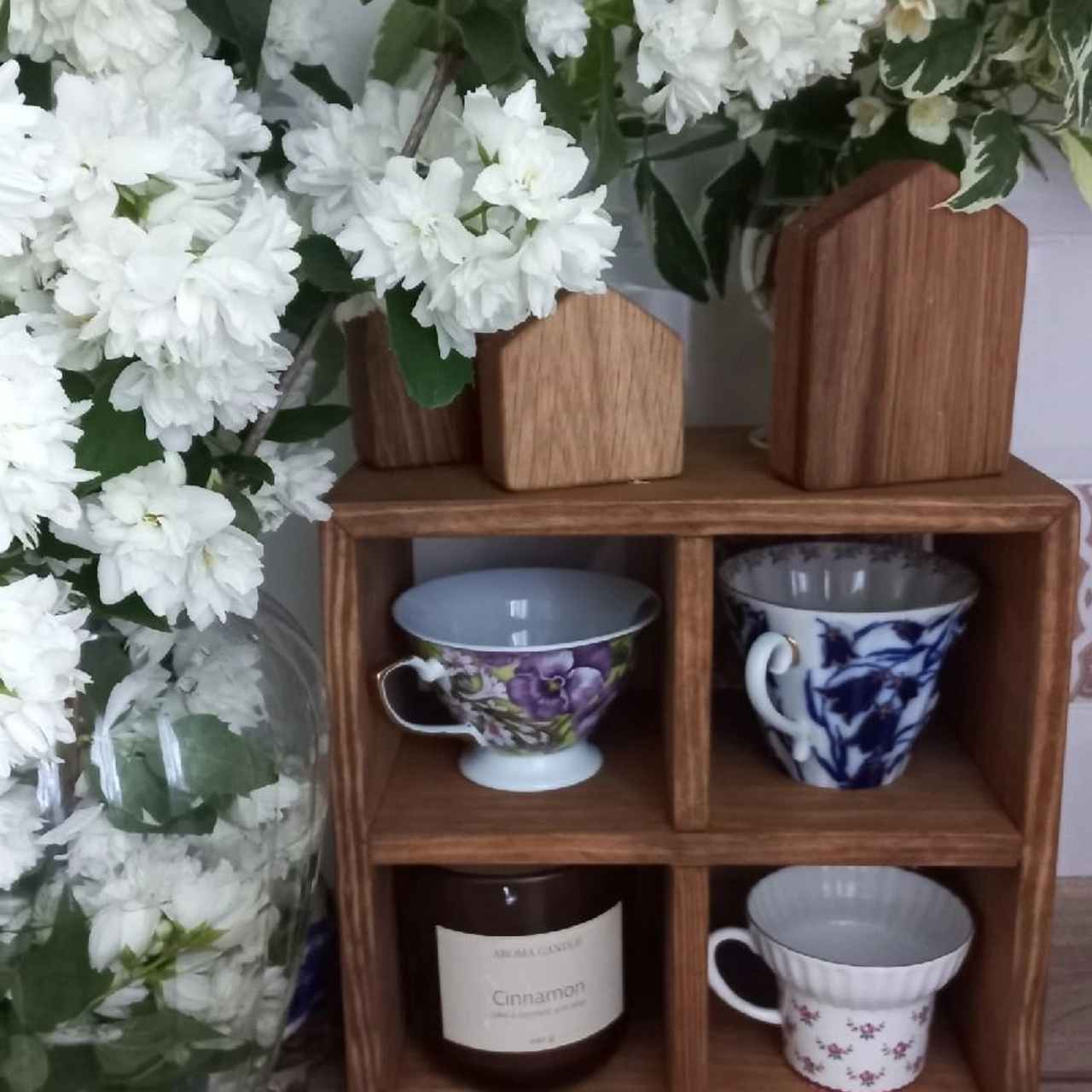 Домик для чашек