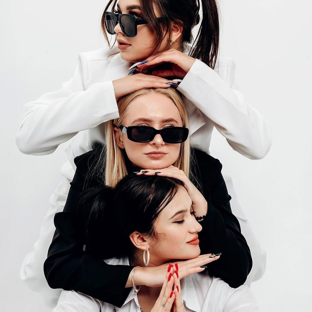 Станция Альбомная — современные выпускные альбомы