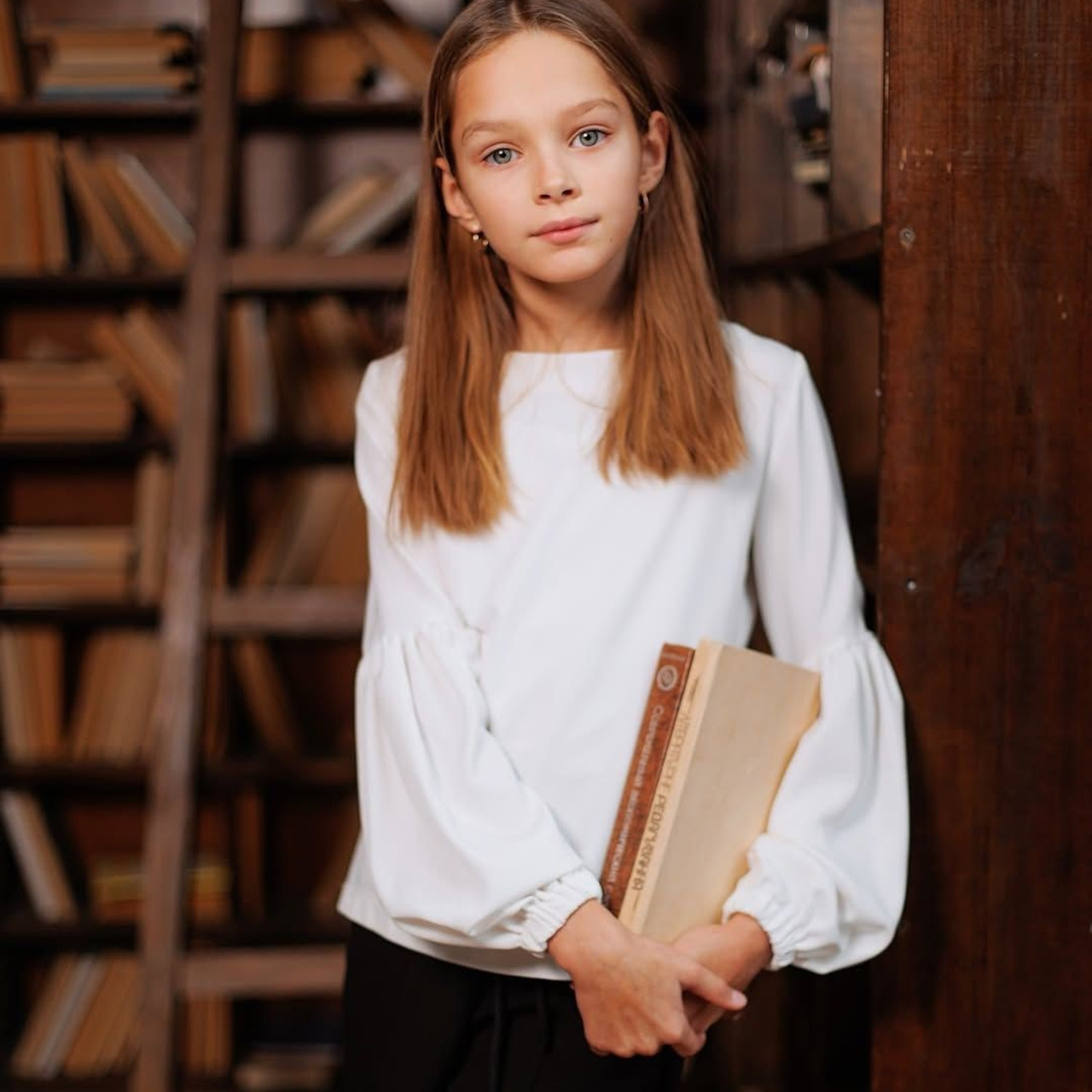 Станция Альбомная — современные выпускные альбомы