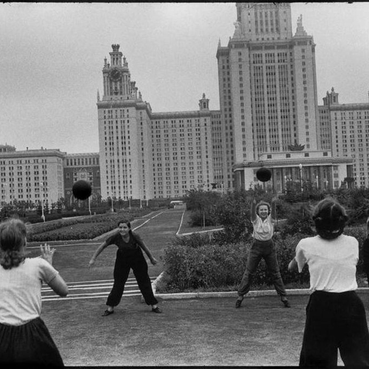 Анри Картье-Брессон — биография и альбомы известного фотографа. ТУРМАЛИН ТАНЯ ЖЕНСКИЙ ФОТОГРАФ В МОСКВЕ