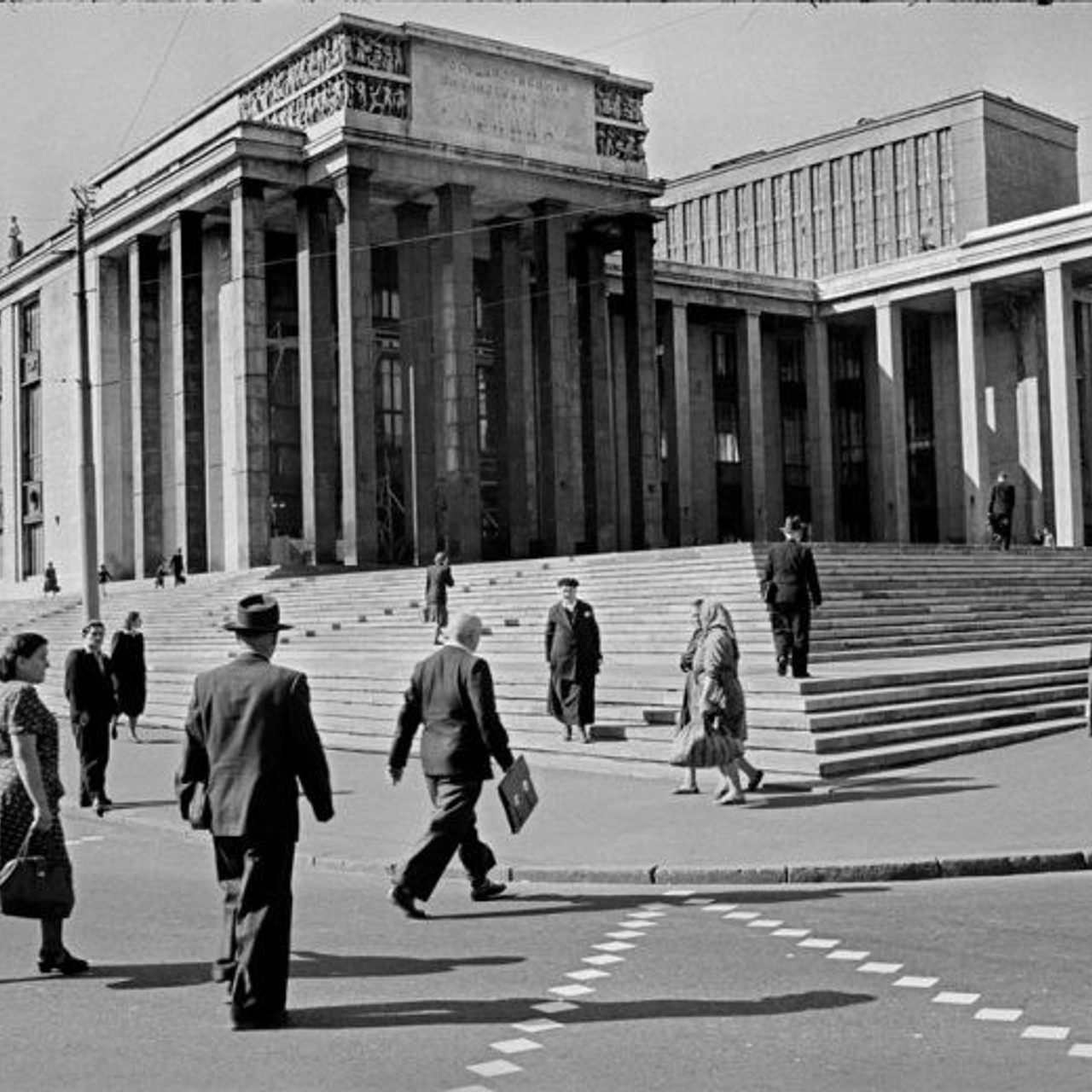 Анри Картье-Брессон — биография и альбомы известного фотографа. ТУРМАЛИН ТАНЯ ЖЕНСКИЙ ФОТОГРАФ В МОСКВЕ