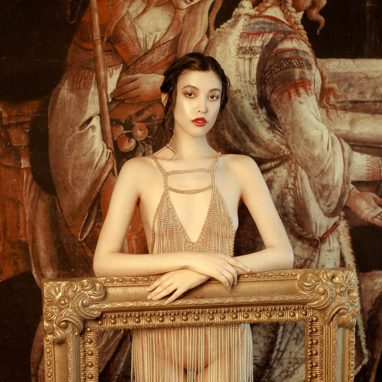 - фотосессии в эксклюзивных образах в  СПб и Москве. Фотограф Облако Александра