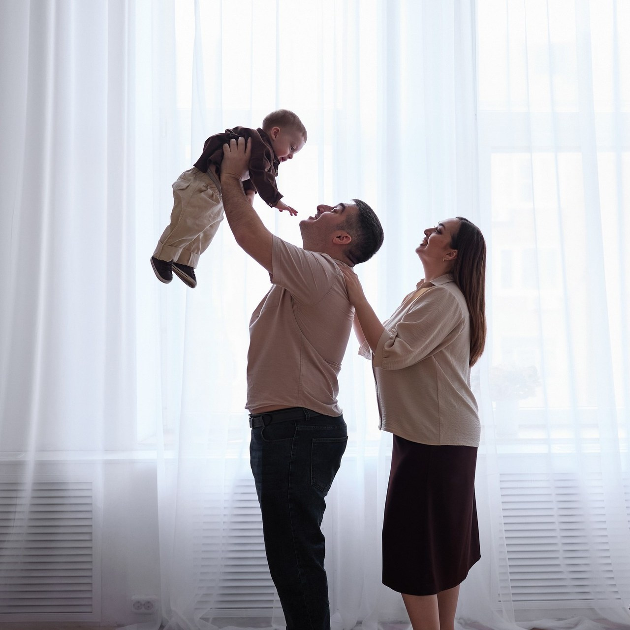 Отзывы. Фотостудия Roomy в Краснодаре | Семейные и детские съёмки дней рождения от 1 до 5 лет, аренда зала фотостудии