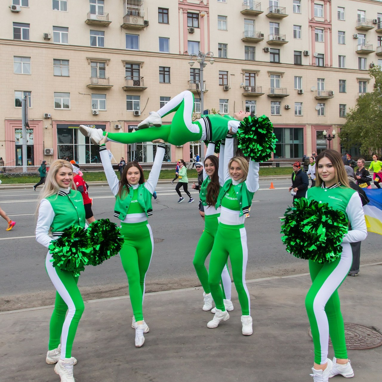 Отзывы. Рекламный коммерческий фотограф в Москве Владимир Лукьянов