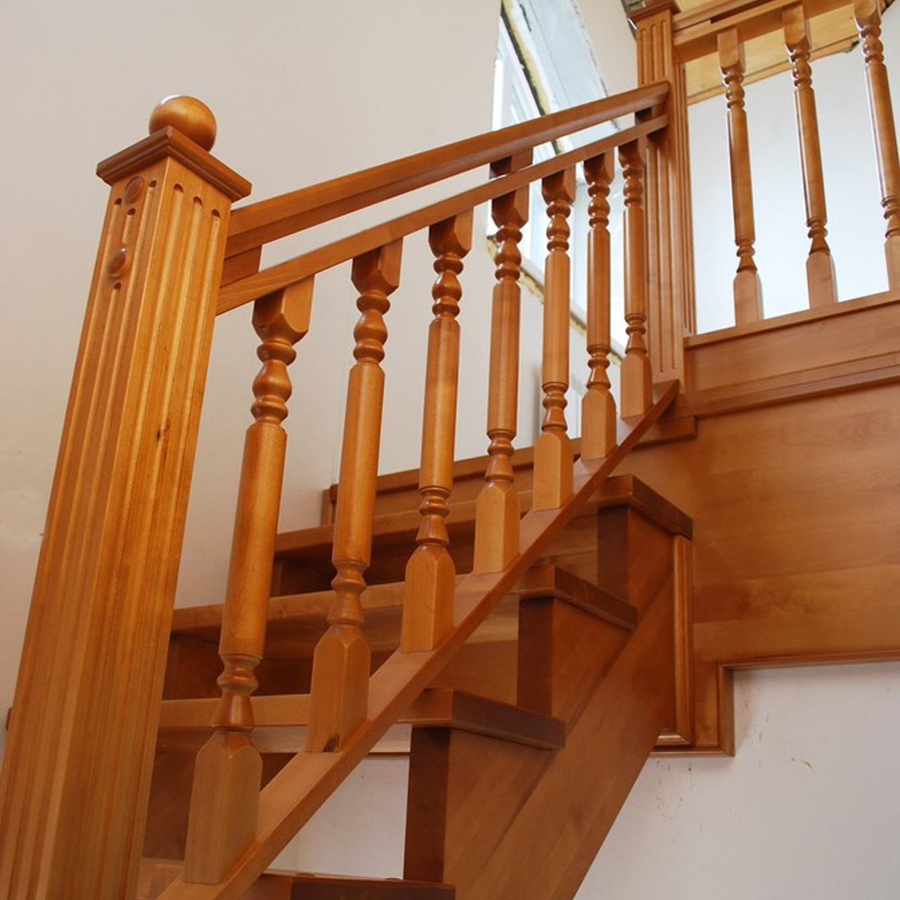 Лестница L07. Стильная домашняя мебель