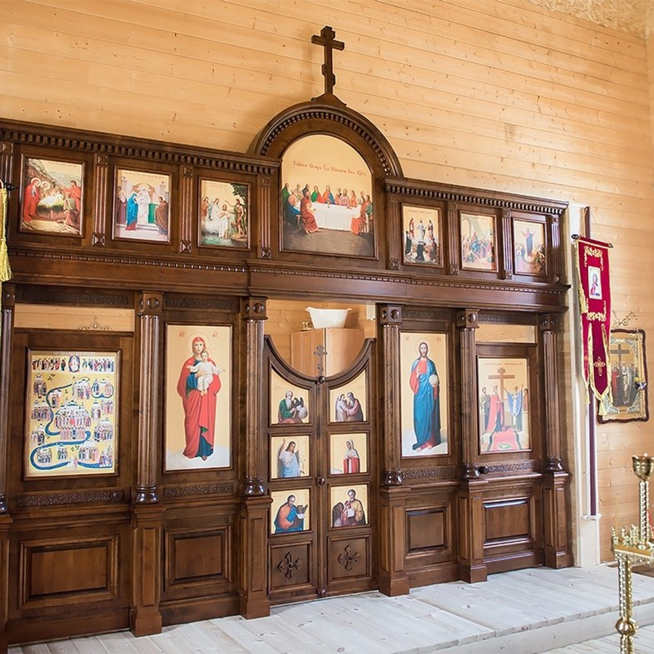 Иконостас. Стильная домашняя мебель