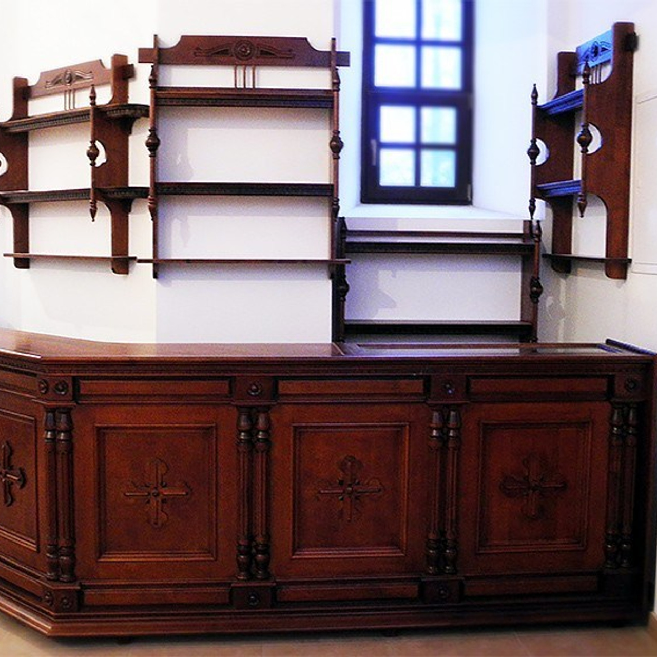 Церковная мебель. Стильная домашняя мебель