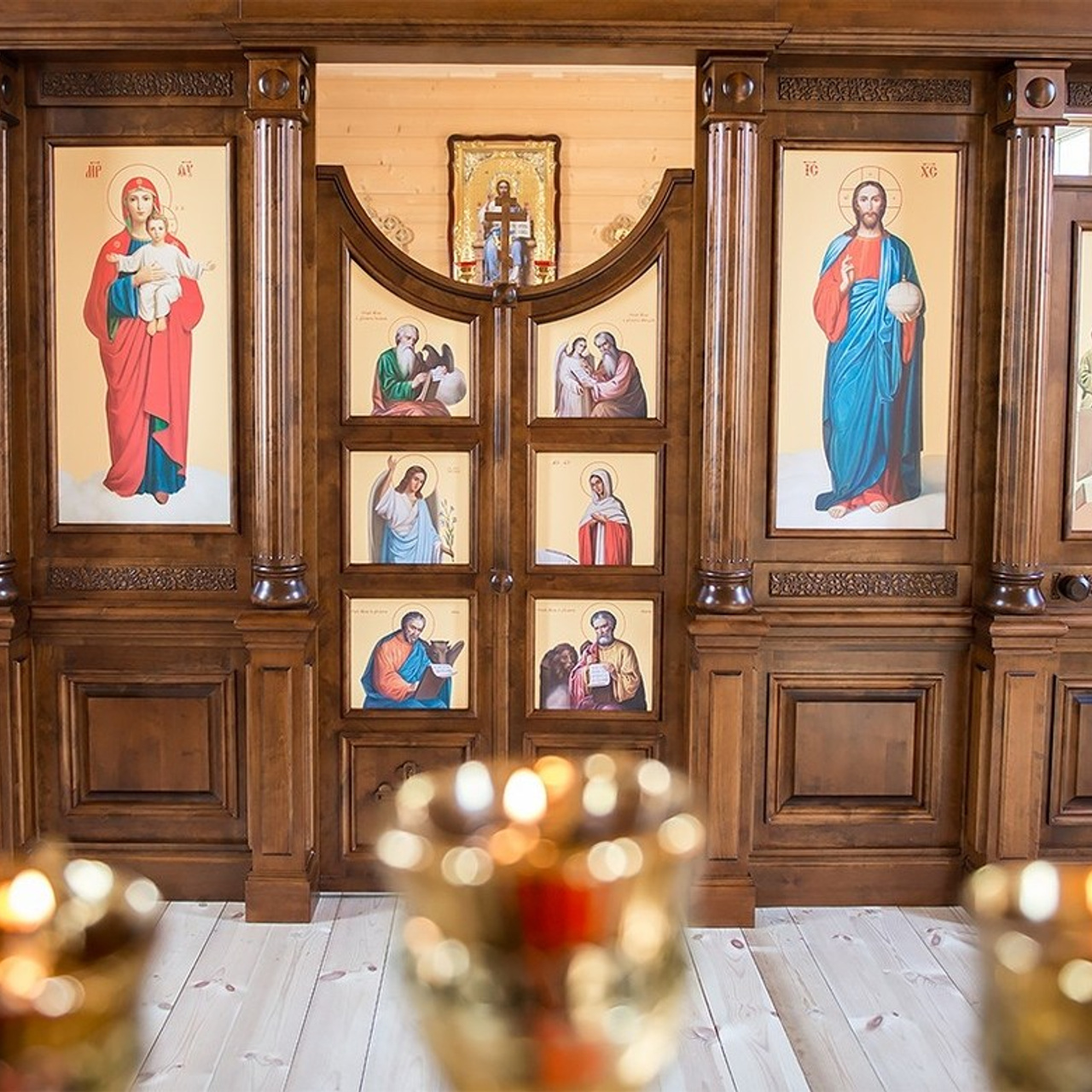 Иконостас. Стильная домашняя мебель