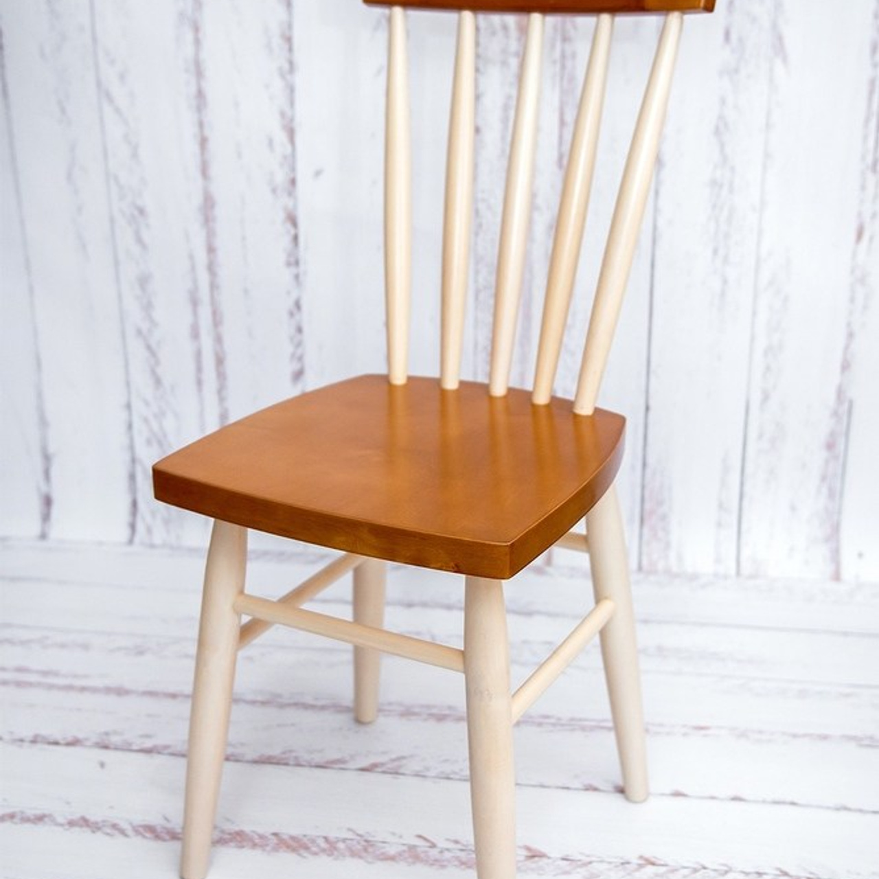 Стул жесткий SD02. Стильная домашняя мебель