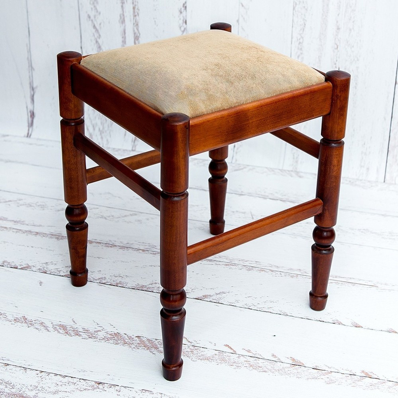 Табуреты. Стильная домашняя мебель