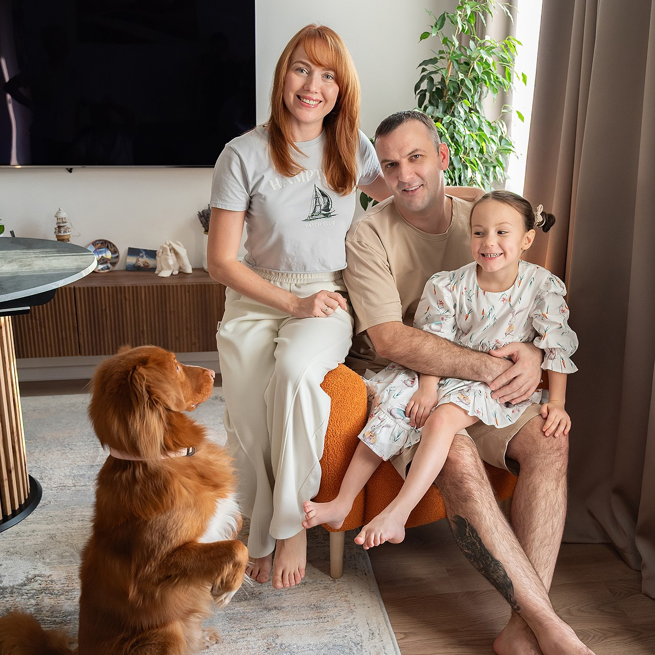 Настя и семья