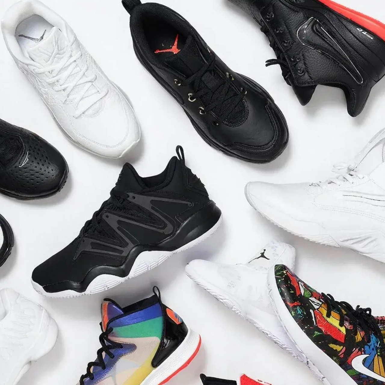 Спортивная обувь