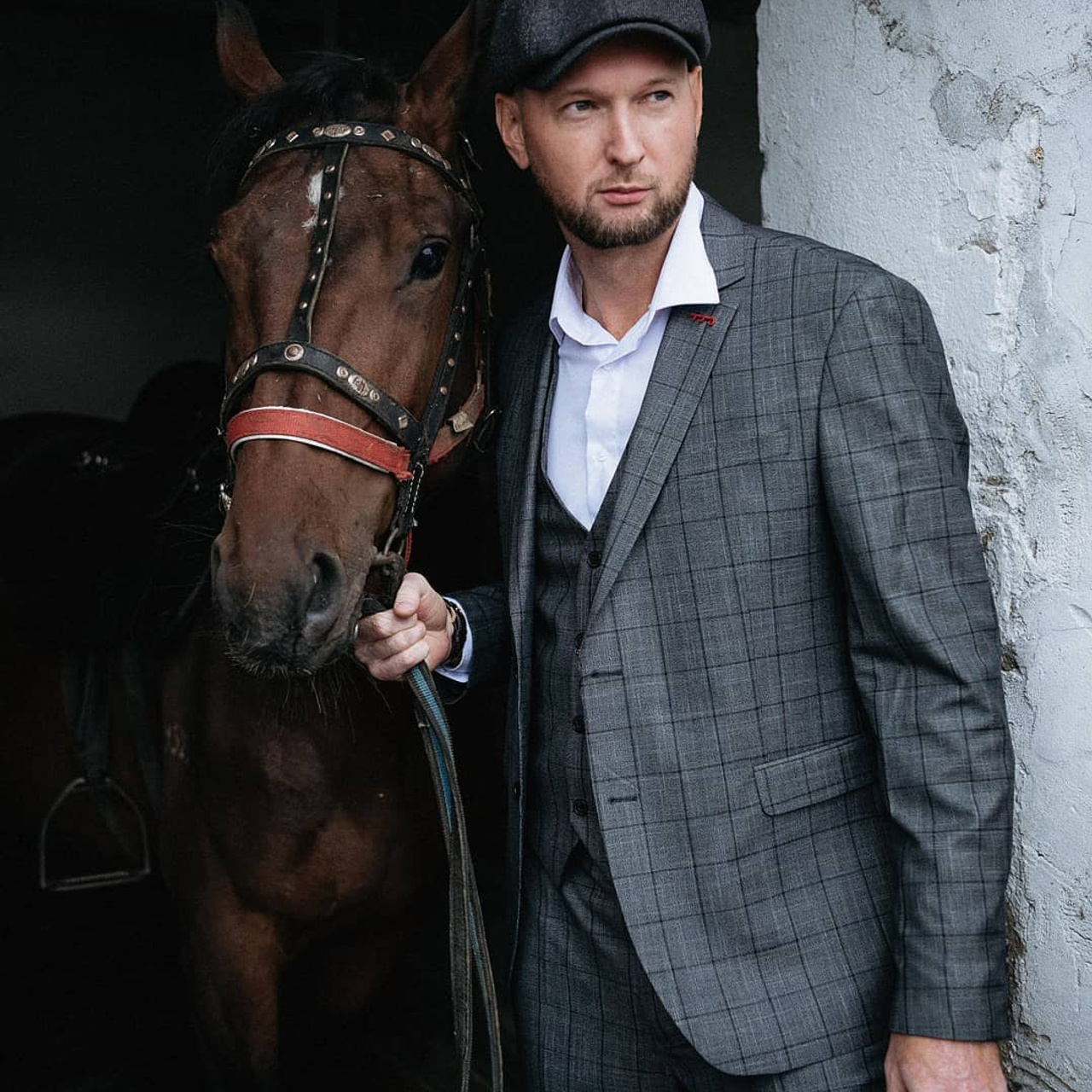 Острые козырьки