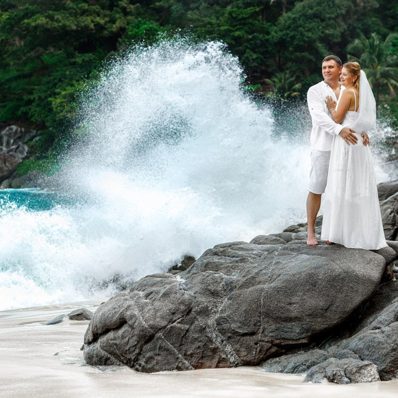 The best reviews about a photo shoot in Thailand. Photographer in Phuket. Photographer Thailand