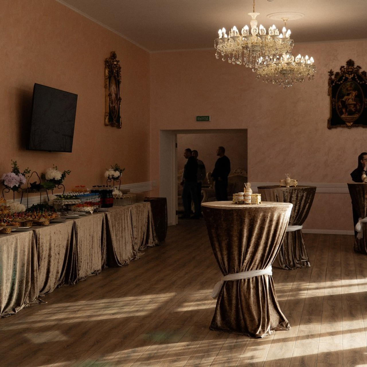 Отзывы. Выпускные альбомы Иваново / Роман Тихомиров