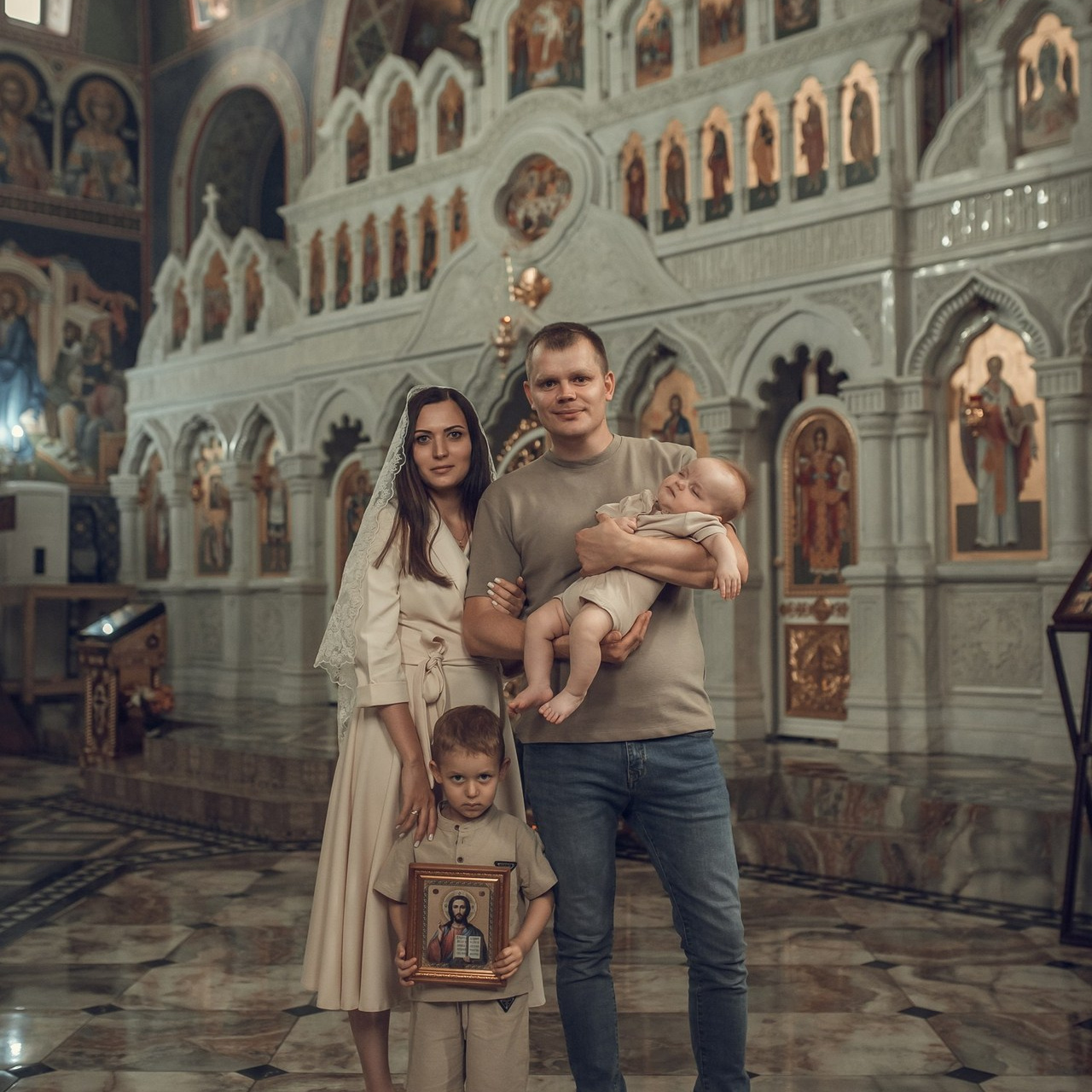 Отзывы. Любовь Воскобойникова фотограф на крещение и венчание Армавир