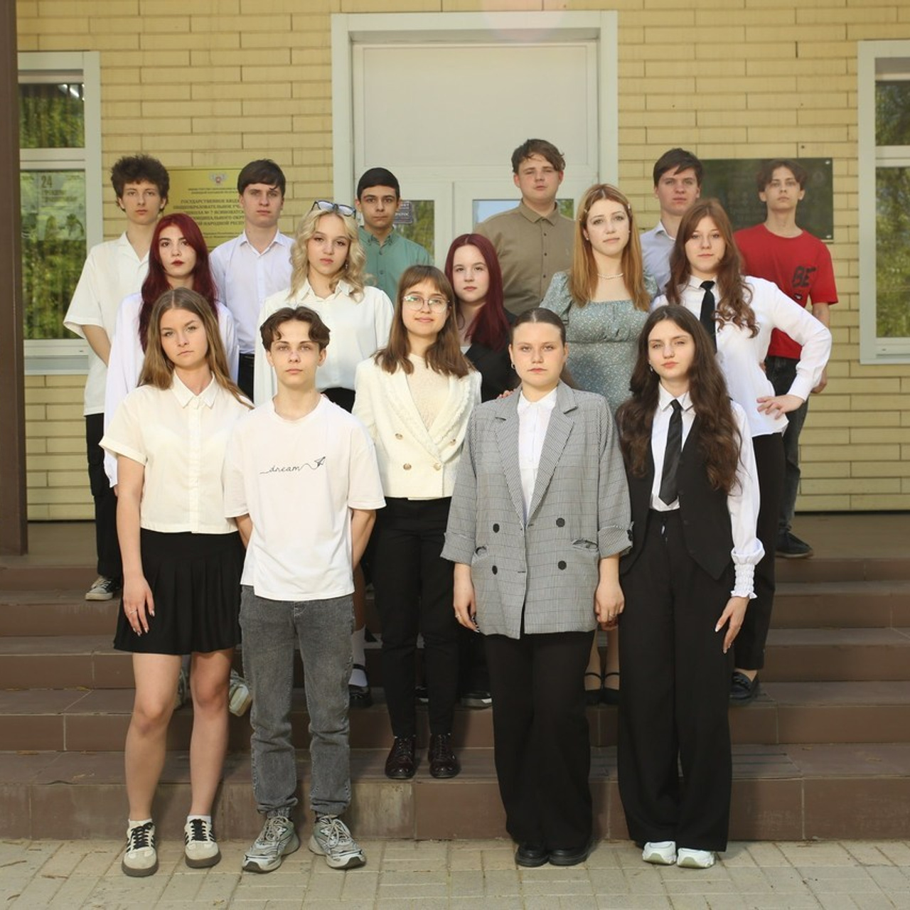 Отзывы. Выпускные альбомы в Донецке и ДНР. Фотограф Донецк и ДНР