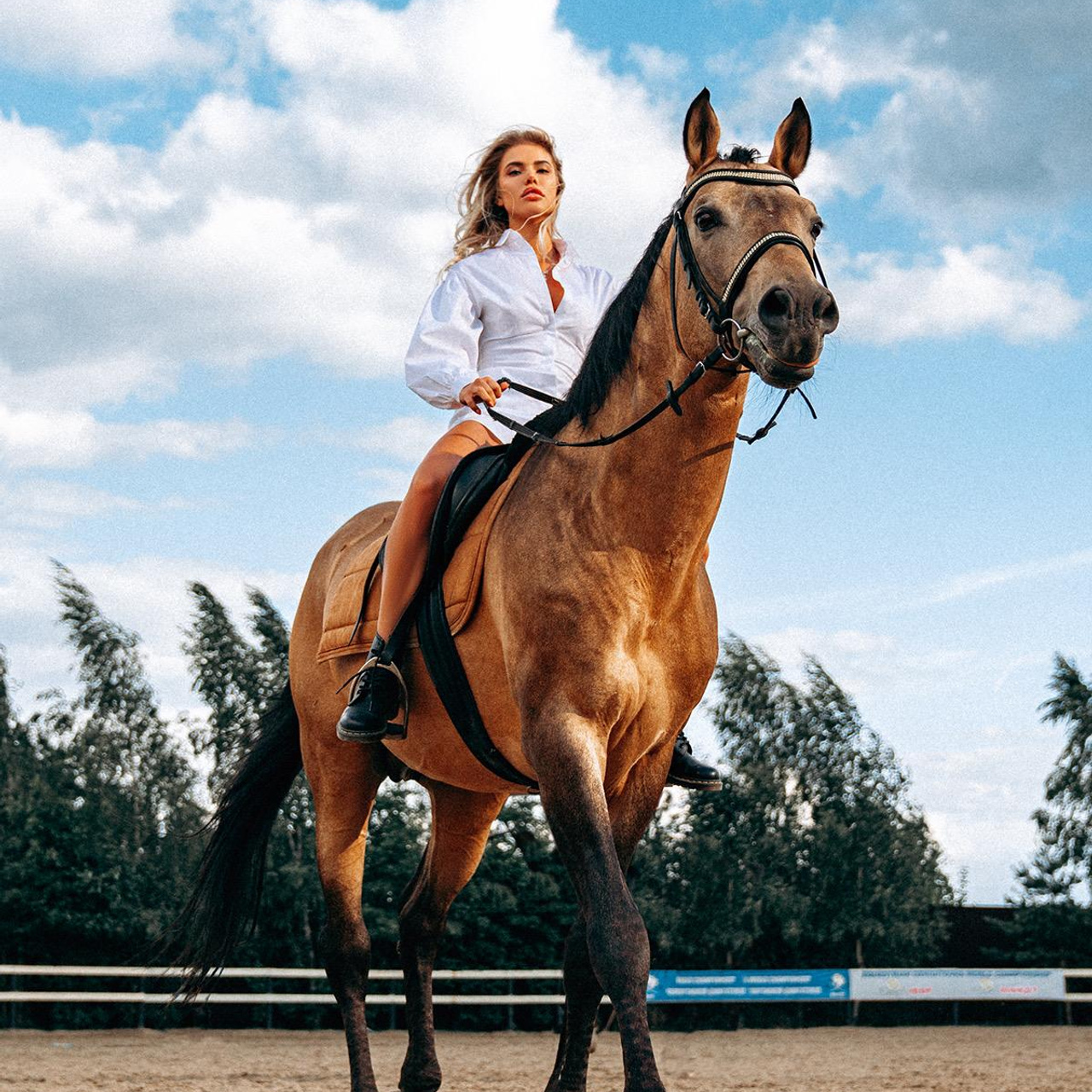 Девушки. Алексей Трифонов