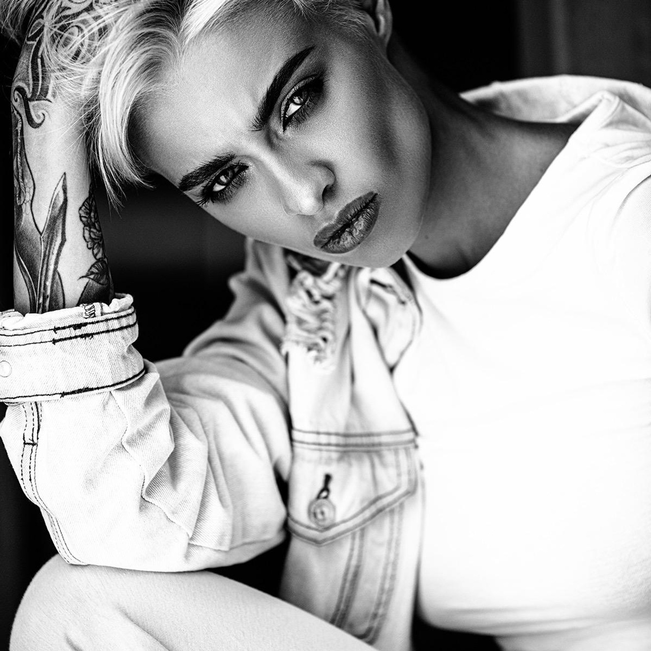 Девушки. Алексей Трифонов