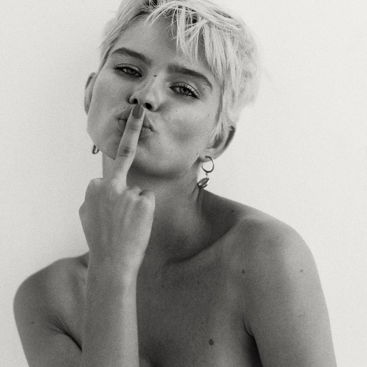 Девушки. Алексей Трифонов