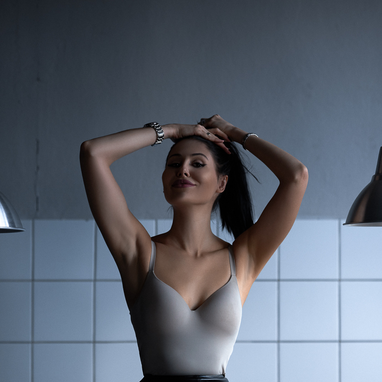 История в библиотеке. Свадебный и семейный фотограф Михаил Галабурдин и Анна Завадская. Рост