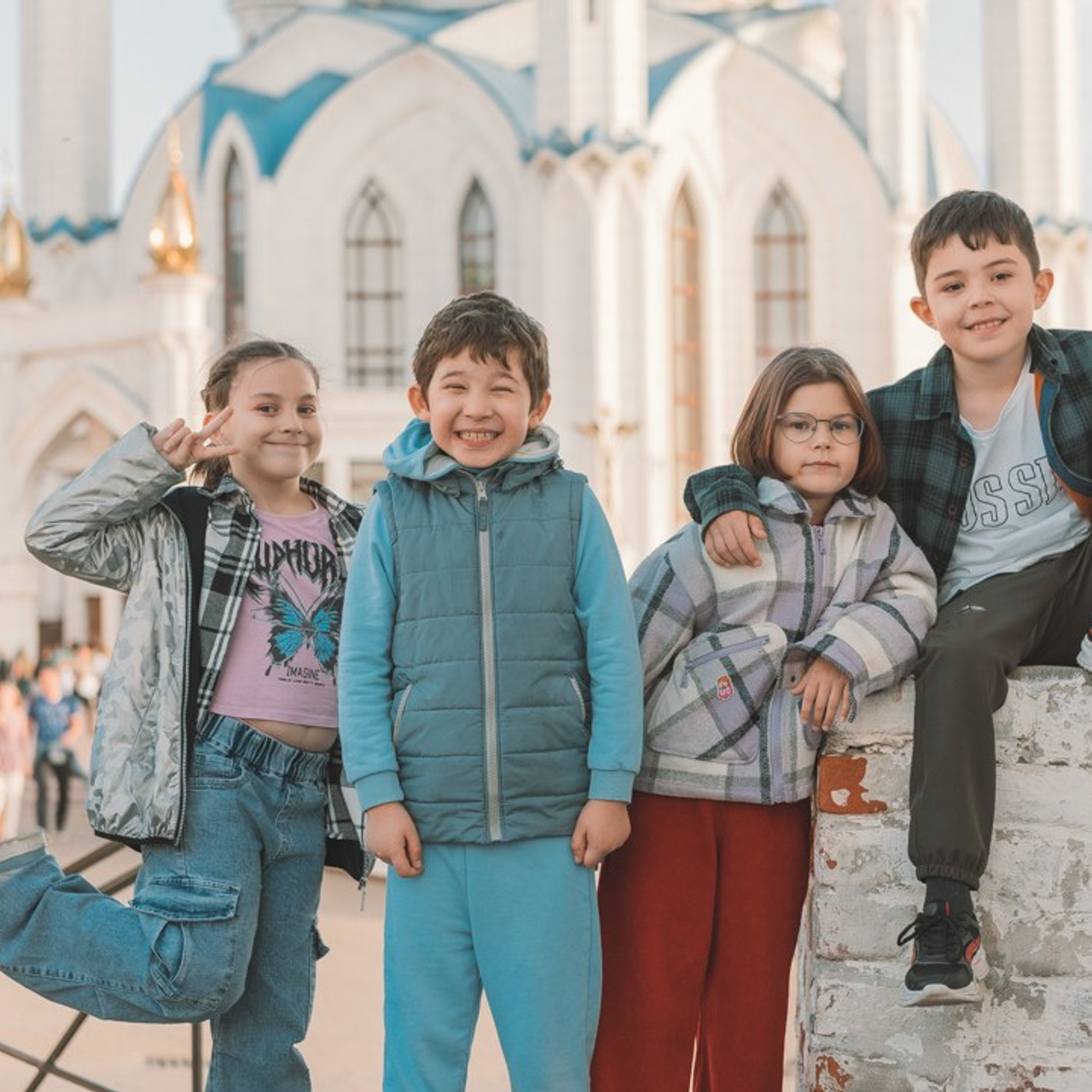 Фотопрогулка одноклассников. 2 класс