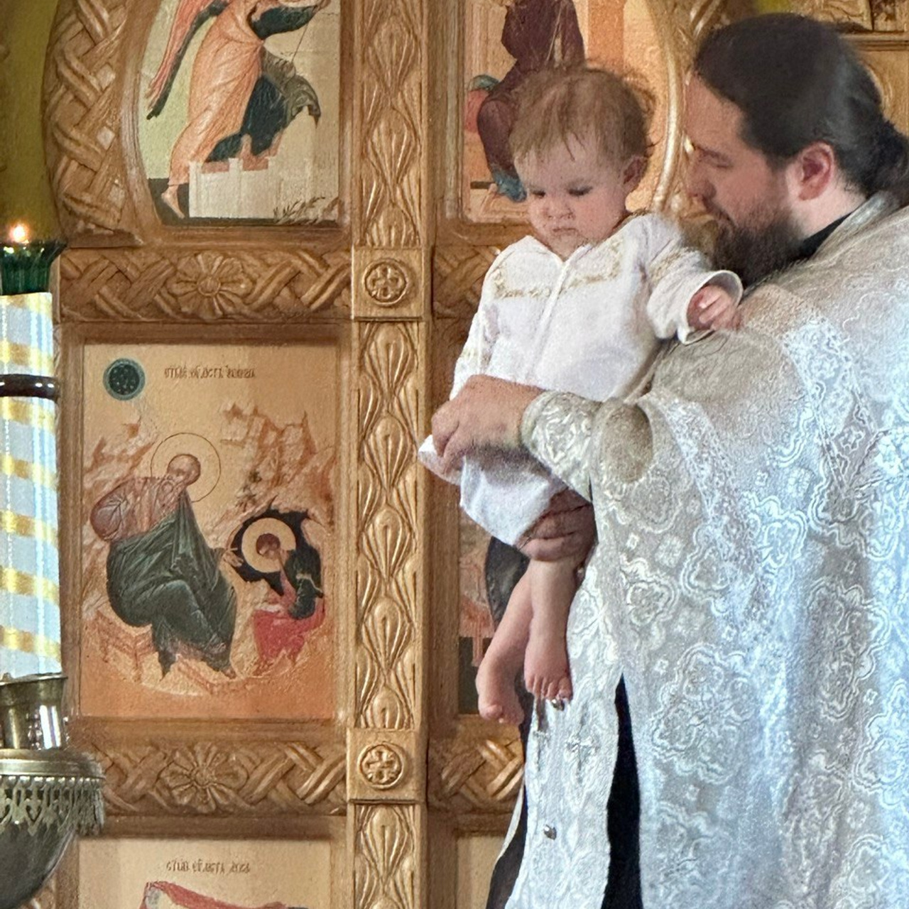 Отзывы о студии фотографов новорожденных и Церковных Таинств в Старом Осколе Юрия и Ольги Гильфаовых. Фотостудия для новорожденных в Старом Осколе Гильфановых Юрия и Ольги