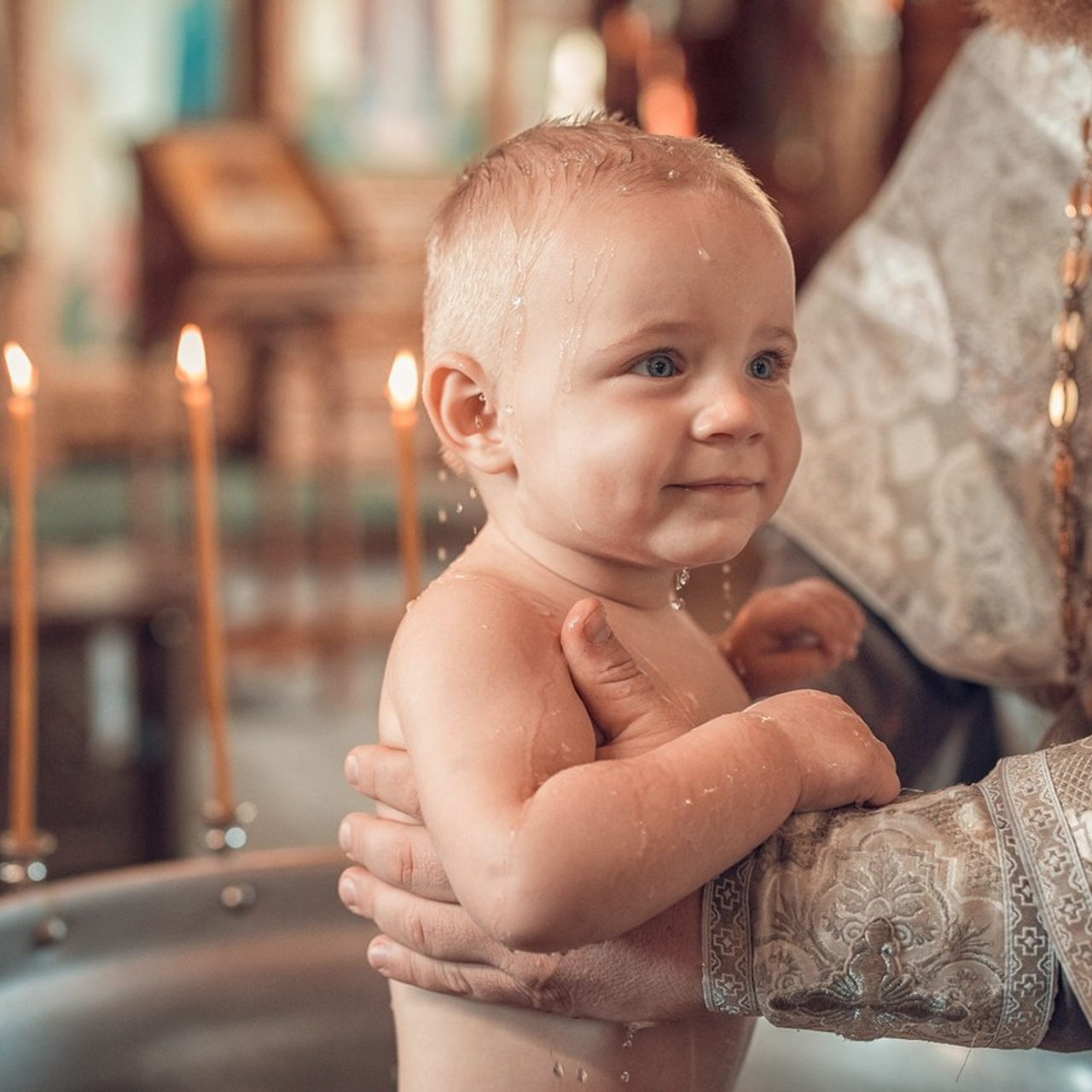 Отзывы о студии фотографов новорожденных и Церковных Таинств в Старом Осколе Юрия и Ольги Гильфаовых. Фотостудия для новорожденных в Старом Осколе Гильфановых Юрия и Ольги