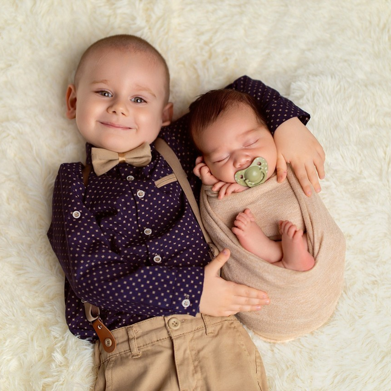 Отзывы о студии фотографов новорожденных и Церковных Таинств в Старом Осколе Юрия и Ольги Гильфаовых. Фотостудия для новорожденных в Старом Осколе Гильфановых Юрия и Ольги