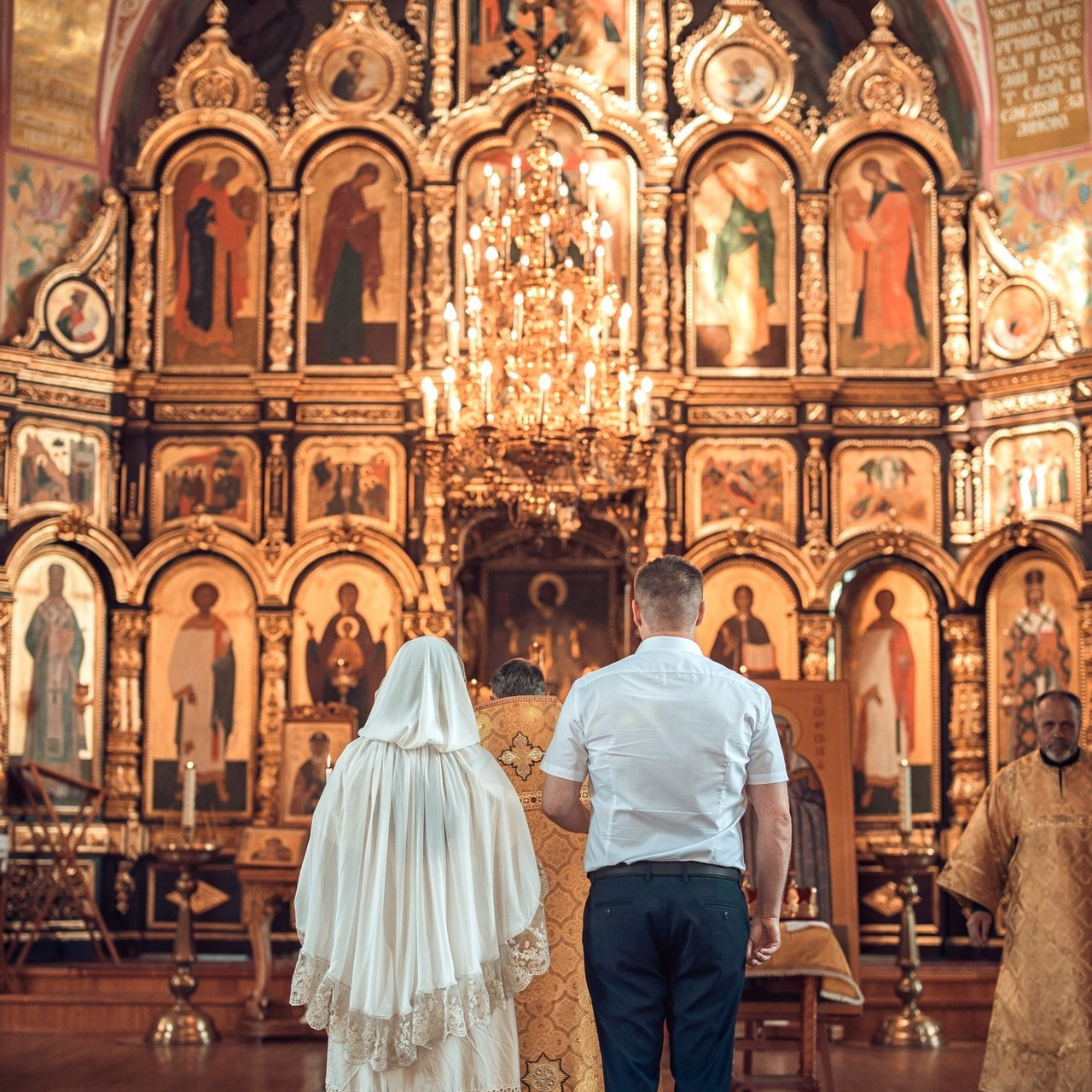 Отзывы о студии фотографов новорожденных и Церковных Таинств в Старом Осколе Юрия и Ольги Гильфаовых. Фотостудия для новорожденных в Старом Осколе Гильфановых Юрия и Ольги