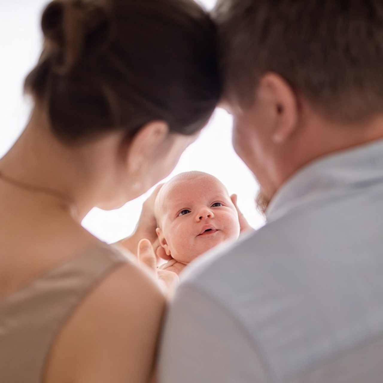 Отзывы о студии фотографов новорожденных и Церковных Таинств в Старом Осколе Юрия и Ольги Гильфаовых. Фотостудия для новорожденных в Старом Осколе Гильфановых Юрия и Ольги