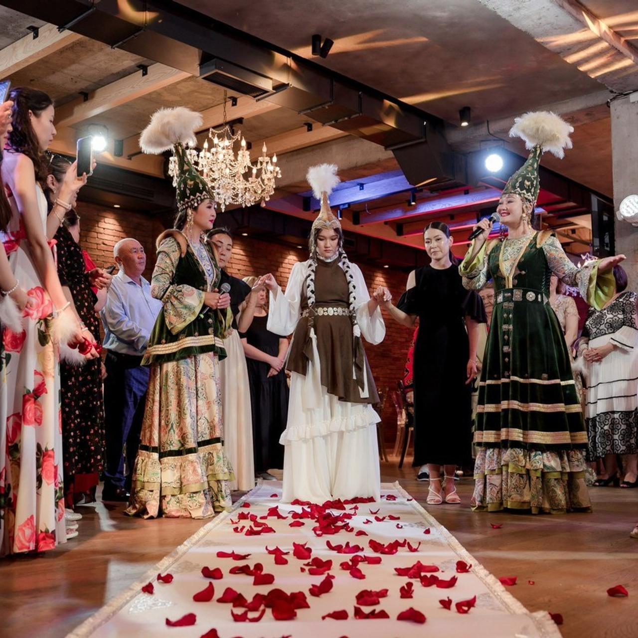 Отзывы. Свадебный фотограф Алматы и Астана