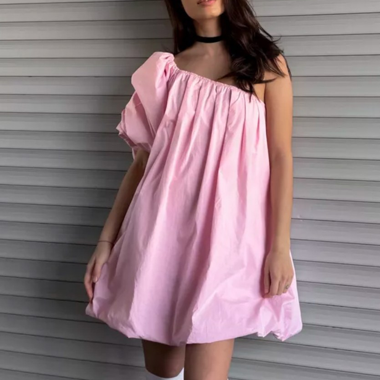 Платье розовое