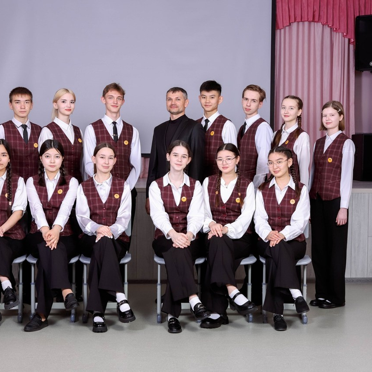 Отзывы. Студия выпускных альбомов и школьной фотографии «Идея» г. Оренбург